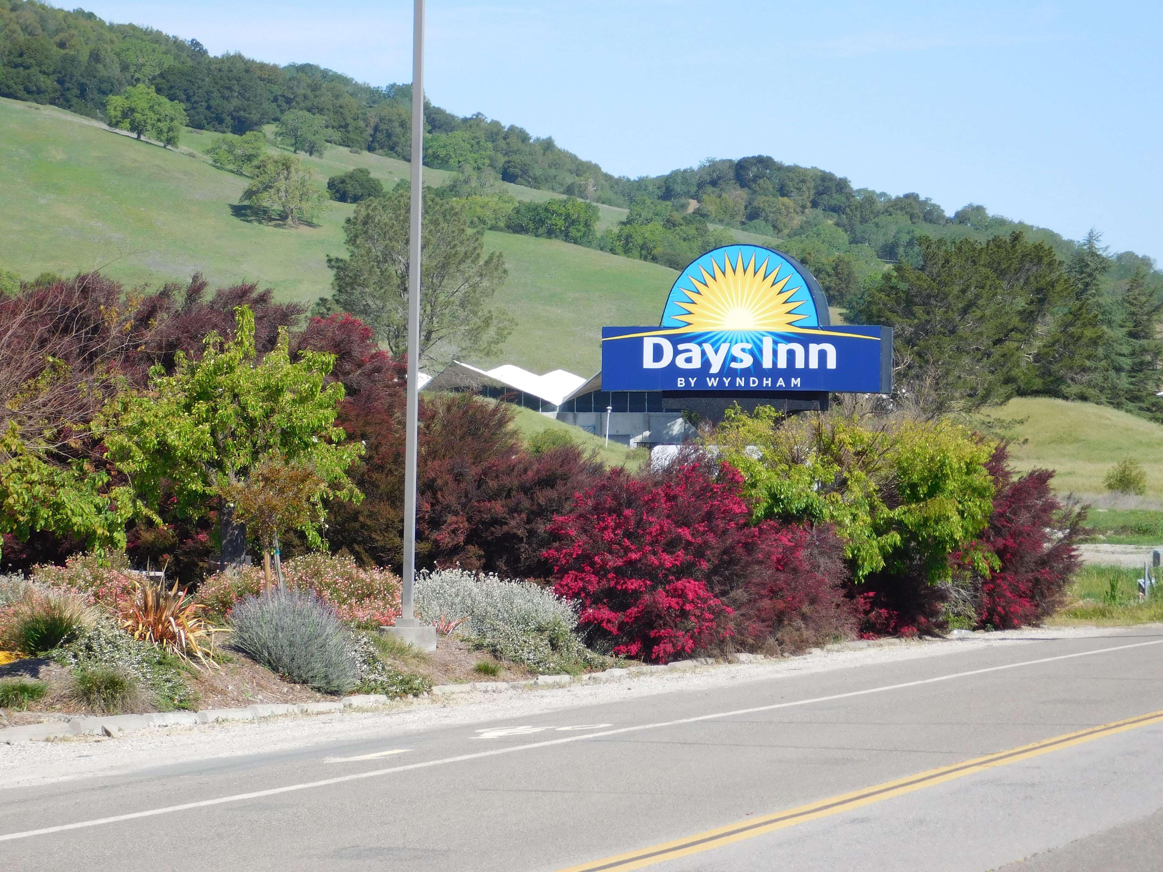 Days Inn By Wyndham Novato/San Francisco Exteriör bild